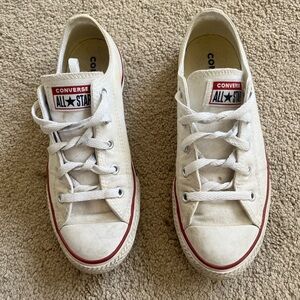 ✨HP✨ Converse Chuck Taylor all star low top